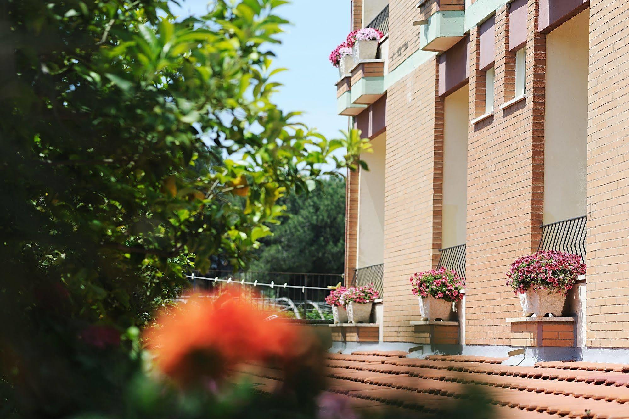 Hotel Casa Yvorio 테라치나 외부 사진
